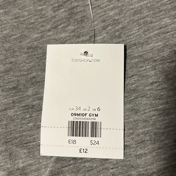 TOPSHOP Crop Tee - Picture 4 of 7